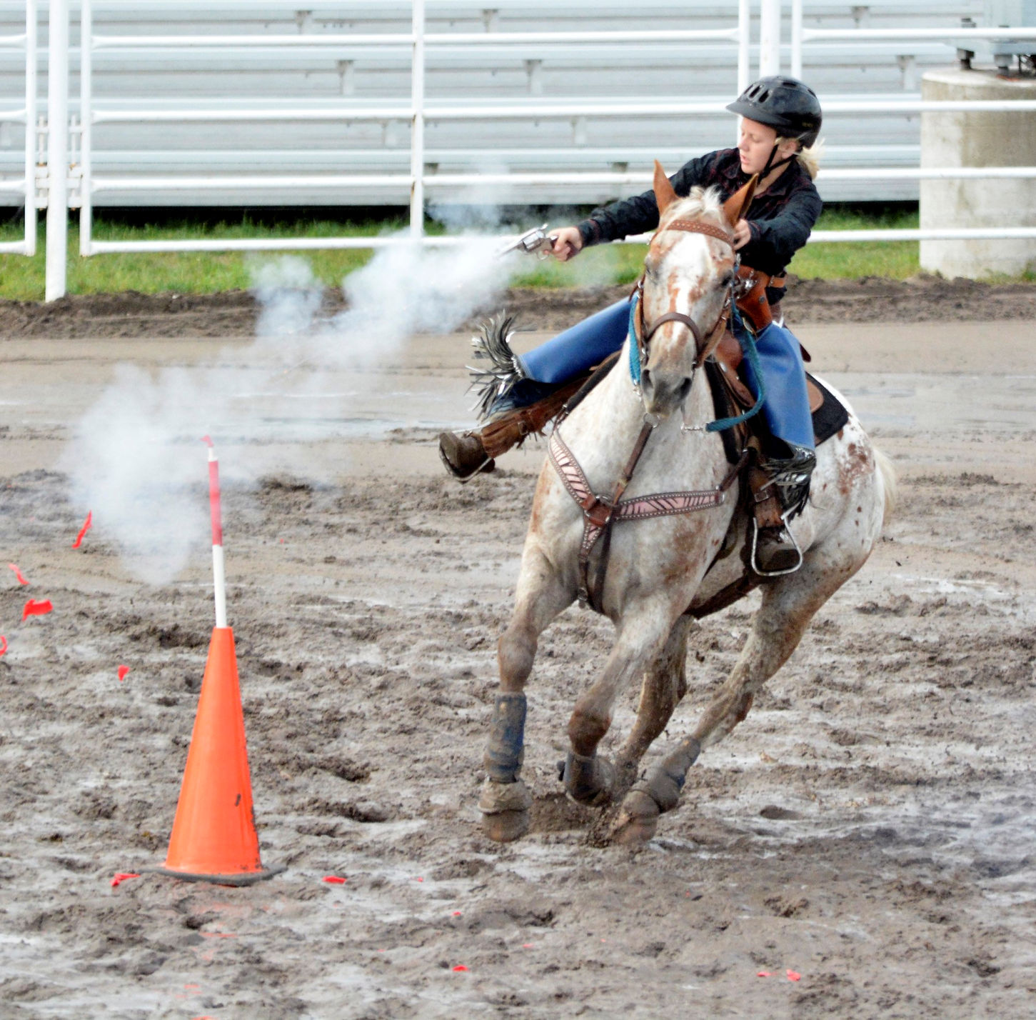 Cowboy Shooting_002.JPG